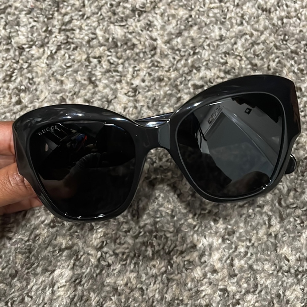Cat Eye Gucci Sunglasses